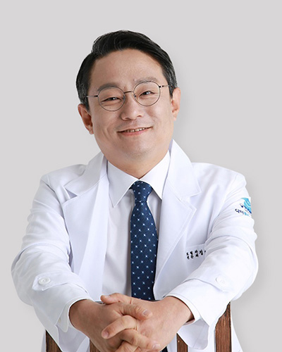 금동이가야옹 금동이가야옹 이야기 작가 프로필 - 문장과 전공, 원광대학교 이야기 연구 박사, 한양대학교 의료원 문장과 인턴·레지던트